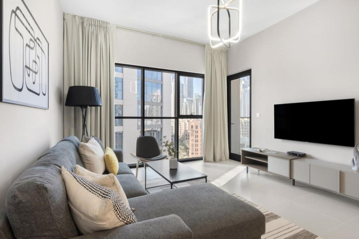 Silkhaus Design 1Bdr With Burj Khalifa View In New Tower Apartment Dubai Luaran gambar