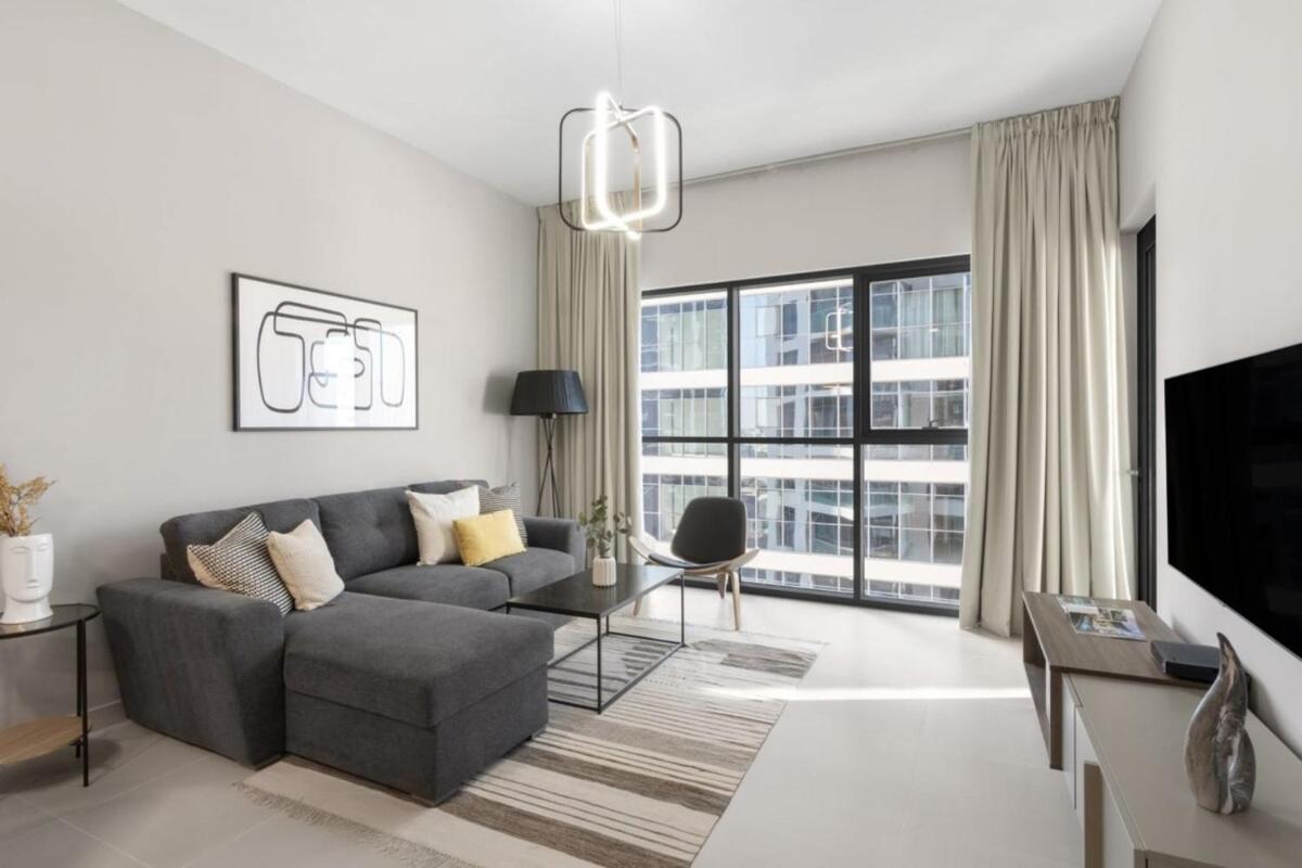 Silkhaus Design 1Bdr With Burj Khalifa View In New Tower Apartment Dubai Luaran gambar