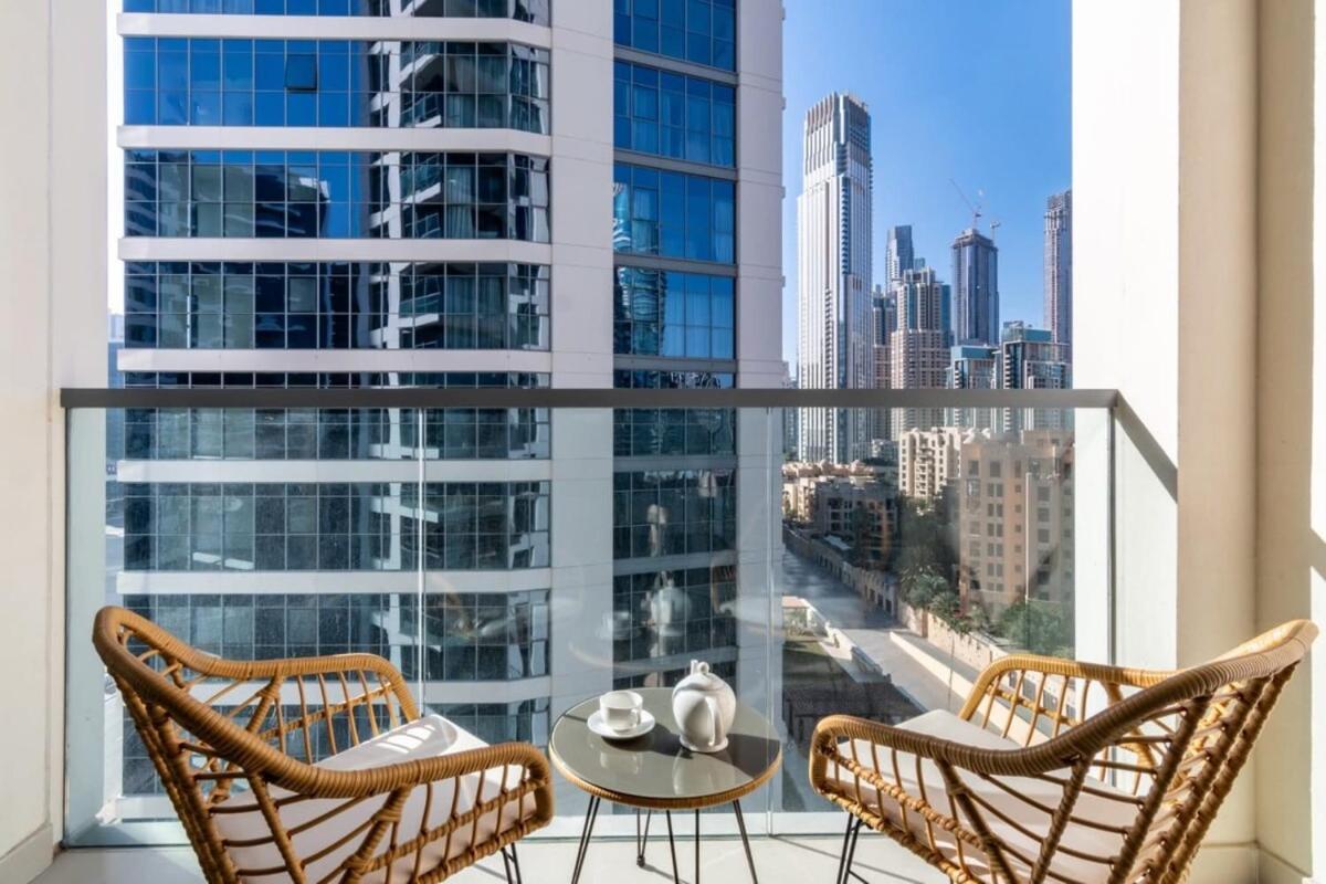 Silkhaus Design 1Bdr With Burj Khalifa View In New Tower Apartment Dubai Luaran gambar